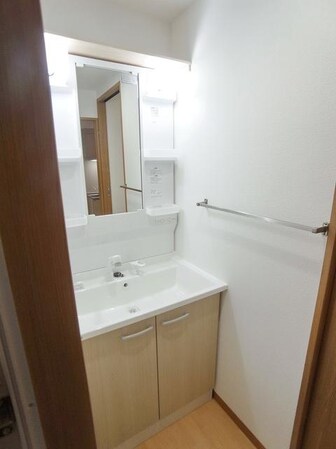 リエイゾン若松の物件内観写真